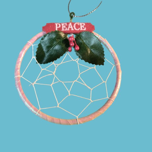 White Dreamcatcher Christmas Tree Ornament Peace Holly Berry 3 inch - Picture 2 of 4